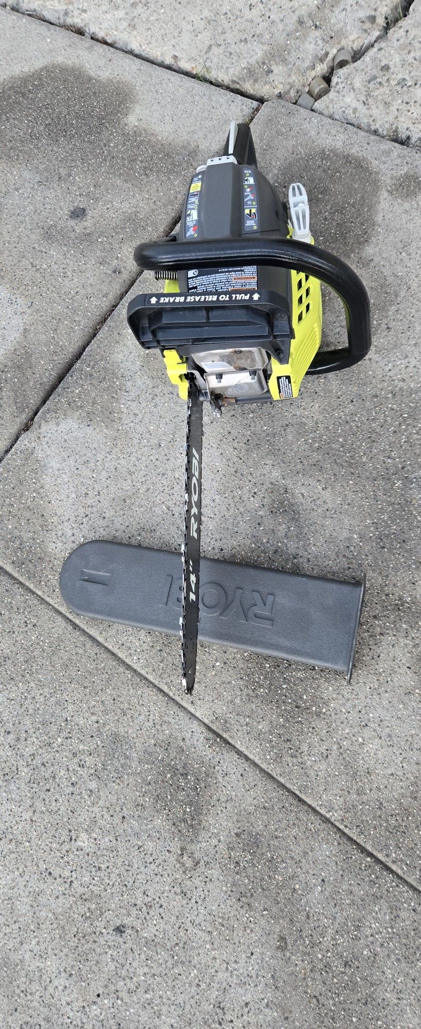 Ríoby chainsaw 2 Stroke