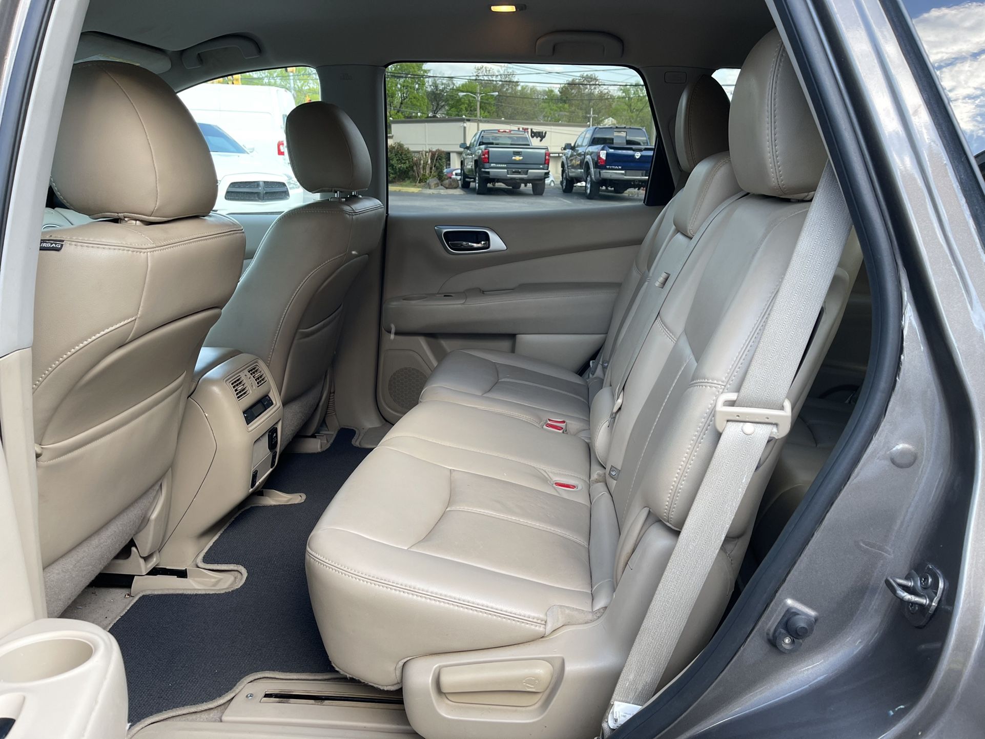 2015 Nissan Pathfinder
