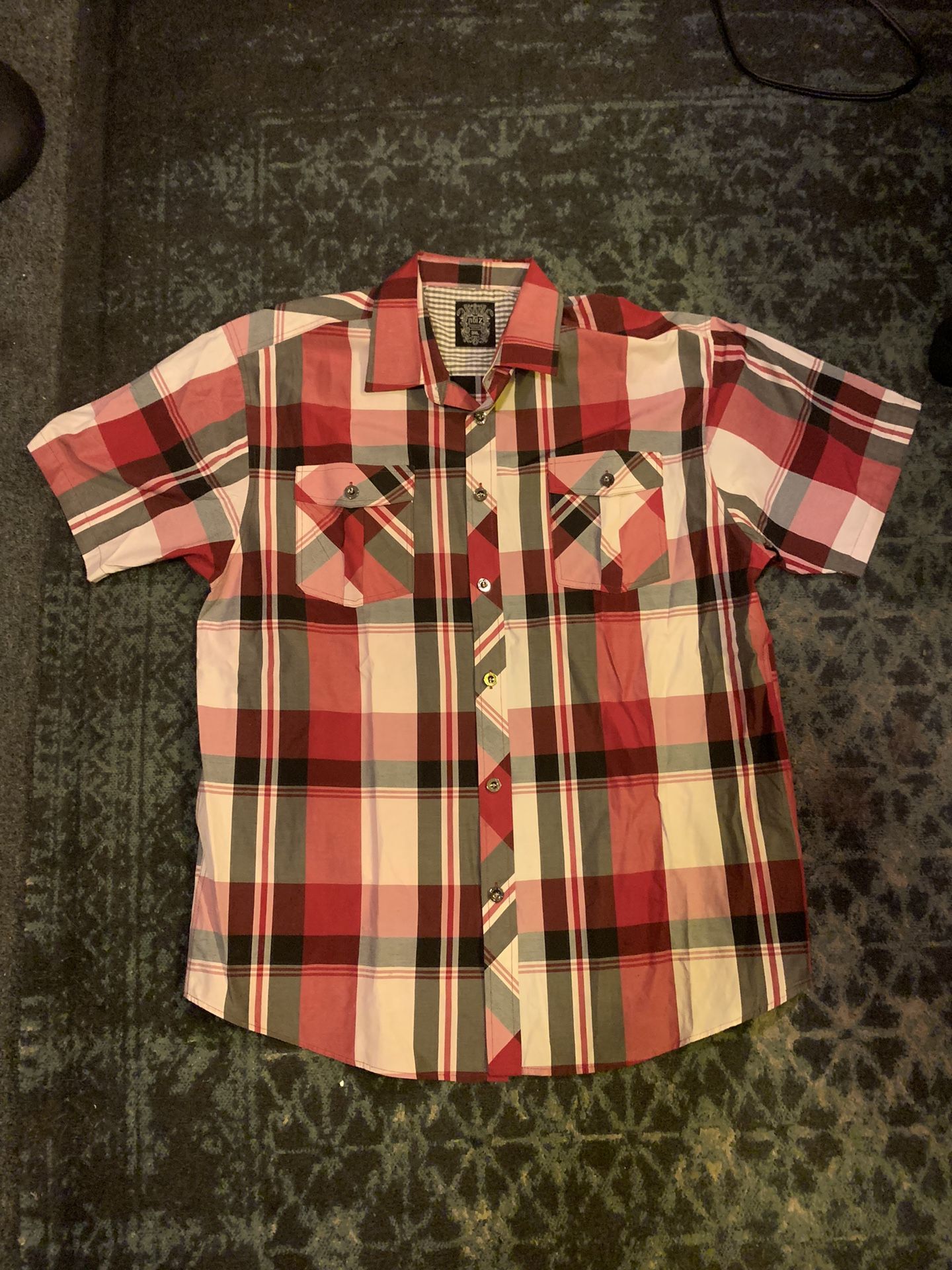 Noiz Button Up Shirt