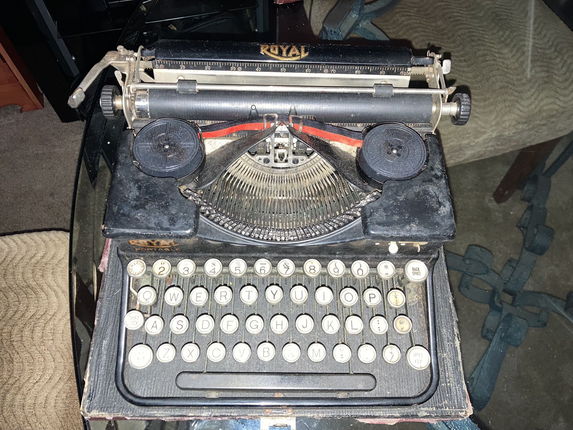1949 Portable Royal Typewriter