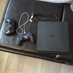 PS4 With 2 Controllers 