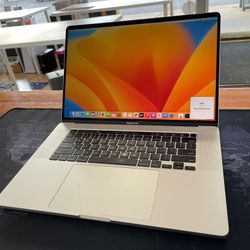 Apple MacBook PRO 16” i7 16GB RAM 500GB RADEON PRO 5300M 4GB GRAPHICS