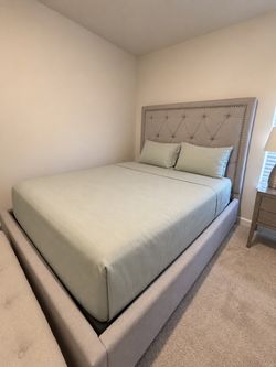 Queen room Set