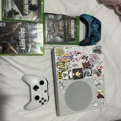 Xbox One with Additional Controllers/games