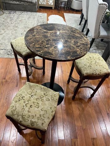 Round Bistro Pub Table 23.8" Table with Metal Le