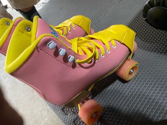 Woman’s Skates