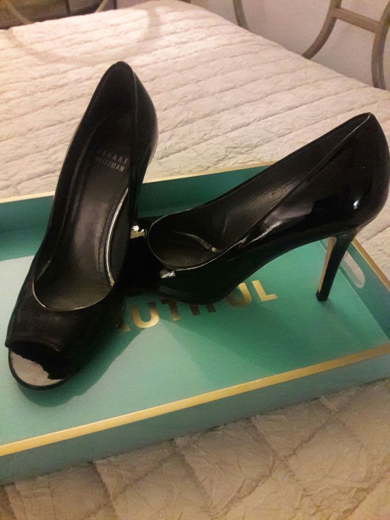 Stuart Weitzman~ Women's The Perfect "Little Black Pump" Open Peep Toe Size 6/ 3.5" heel 😆