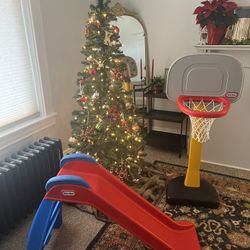 Little Tikes Play Set - Basketball Hoop And Slide