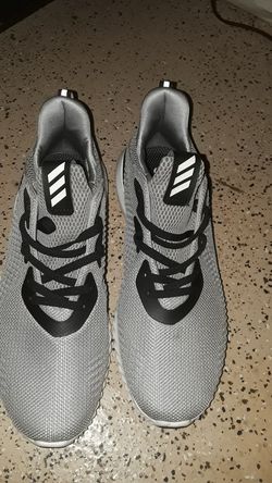 Adidas alpha bounce men size 10