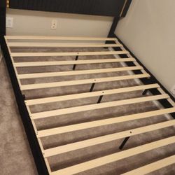 Queen Size Bed Frame Black And Gold