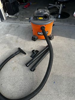 RIDGID 9-Gallon Wet/Dry Shop Vac