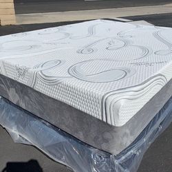 Full Organic Hybrid Cool Gel Memory Foam Mattress!•••