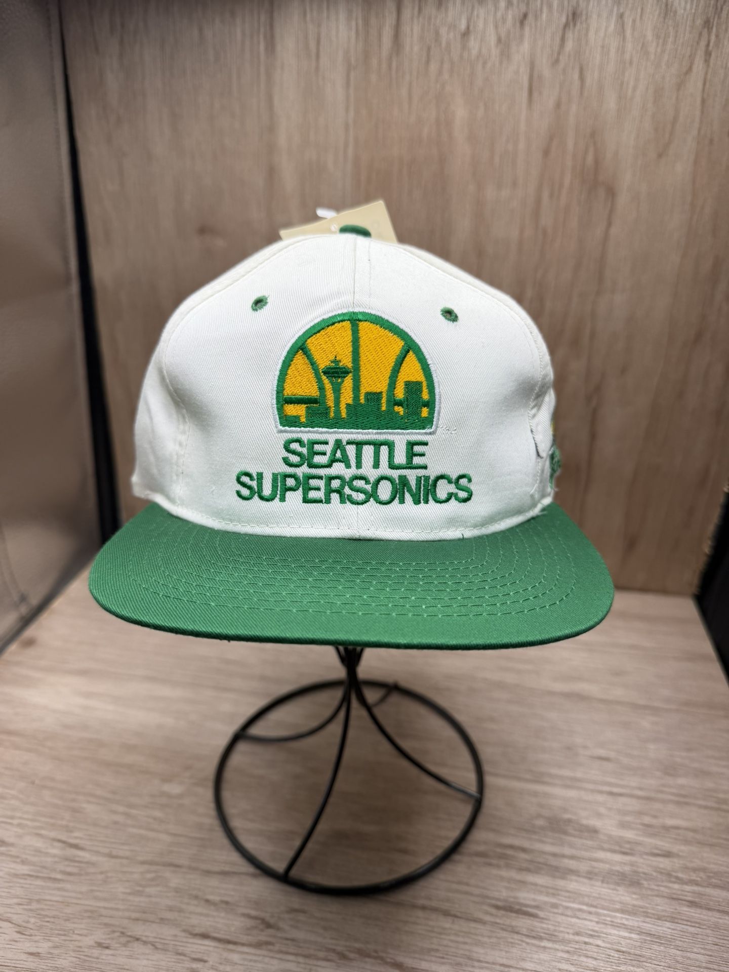 Seattle Super Sonics AJD Snapback Mesh Basketball Hat USA NBA New with tag VTG