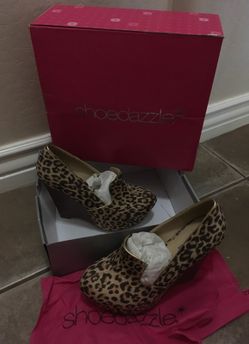 Leopard shoes size 6