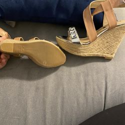 Size 5 1/2    $30
