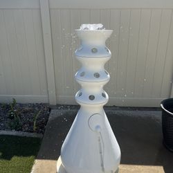 Lettuce Grow Farmstand 18-Plant Hydroponic Tower - Complete Turnkey Kit