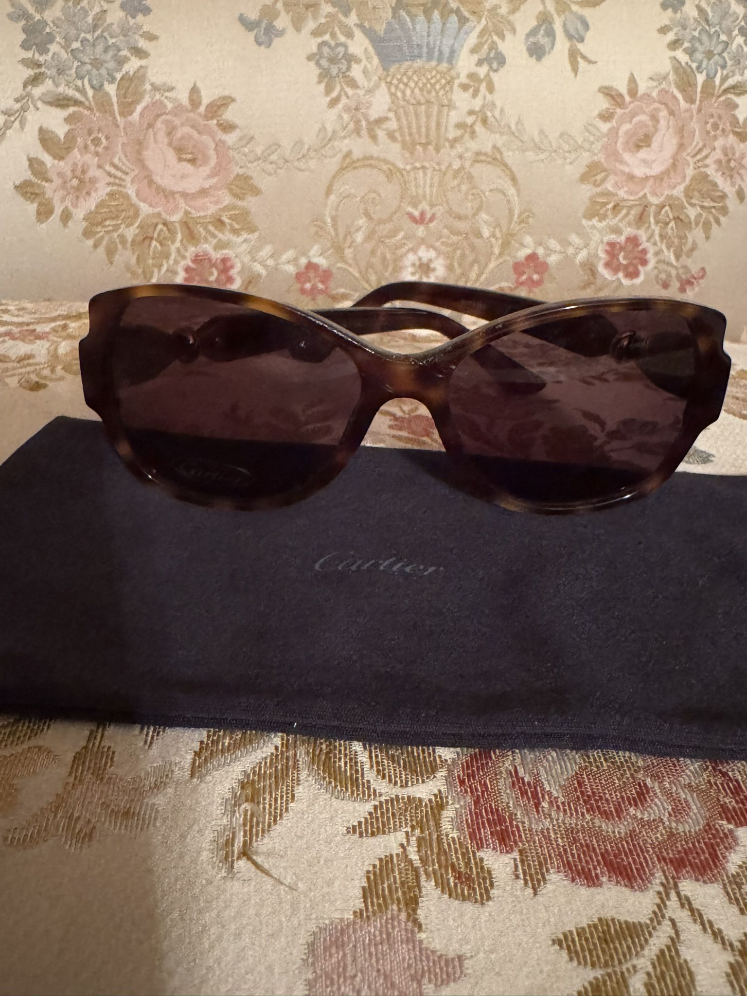 VINTAGE CARTIER TRINITY HAVANA WIRES GOLD SUNGLASSES  display picture 2