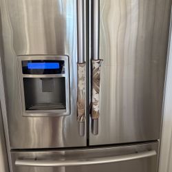 Kenmore Elite Refrigerator And Freezer