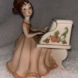 Piano Playing Girl Figure