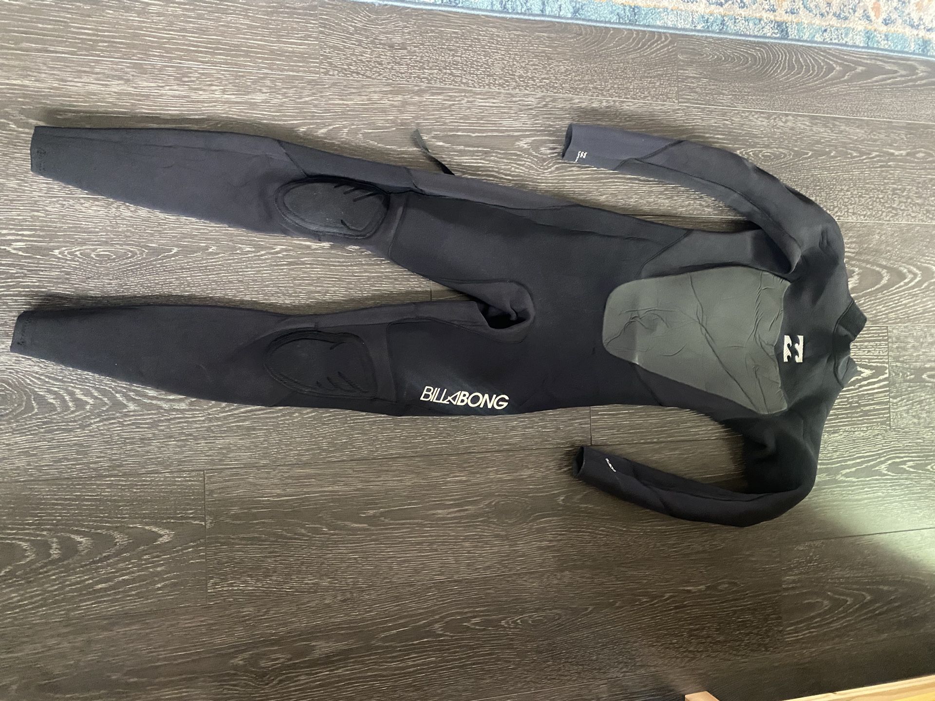 2/3 Back zip Billabong Full Wetsuit Junior Size 16