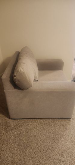 Oversized Gray Upholstery Chair