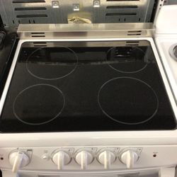 #30 White  24” Glass Top Range