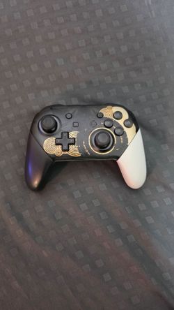 Nintendo Switch Pro Controller The Legend of Zelda: Tears of the Kingdom Edition