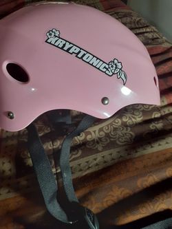 GIRLS PINK KRYPTONICS SIZE SMALL HELMET