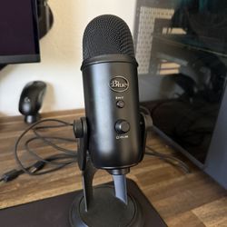 Logitech Blue Yeti Microphone