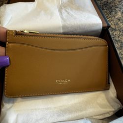 Coach Wristlet Honey Brown 