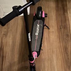 Electric Scooter Razor With Power Supply