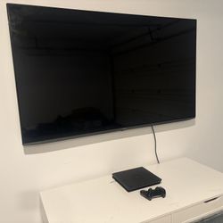65 Inch tv and PlayStation 4