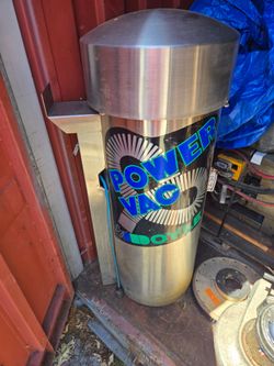 Doyle outdoor power vacuum
