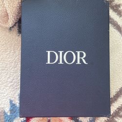 Dior Shoes B22