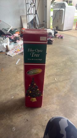 Fiber optic tree