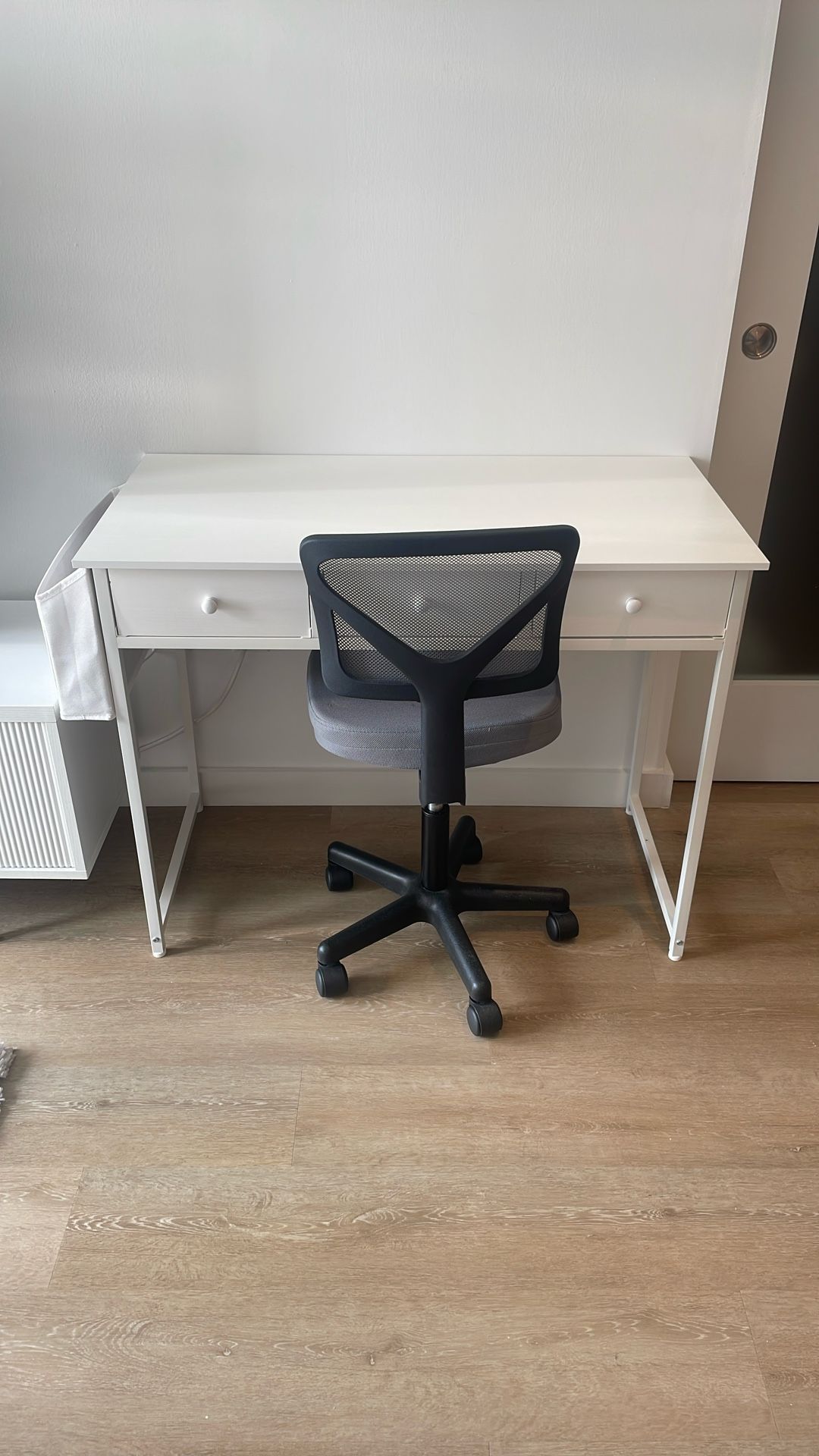 3 Drawer Desk With Chair And Side Storage