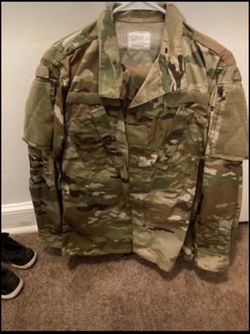 U.S. Military Issued Gear Lot