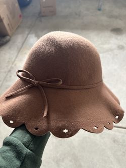 Bebe Hat