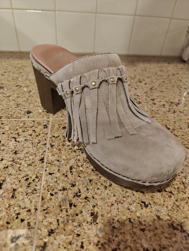 Dansko Women Mule Taupe Gray Clog Size US 9.5 EU 40 Like New