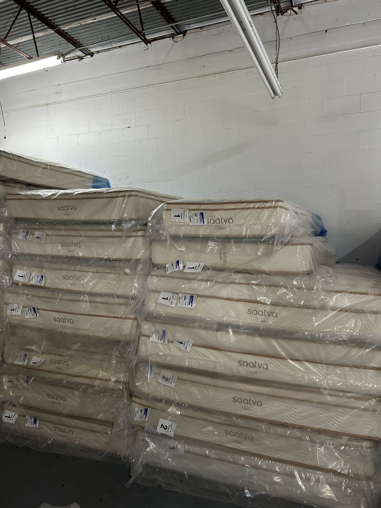 Luxury Saatva & Tempur-Pedic Mattresses – 50-80% Off! • Brand New, Minor Blemishes (Nothing That Affects Comfort) • King, Queen, Full, T