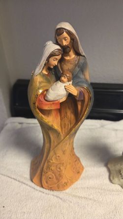 Holy Family Nativity Figurine