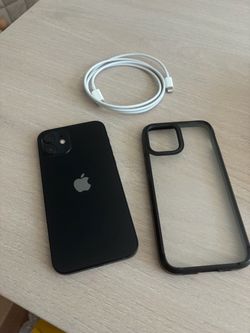Apple iPhone 12 Black Factory Unlocked No Sim Restrictions