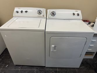 Whirlpool Washer And Dryer Set