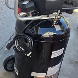 Compresor Husky 30 Galones Oil Free 