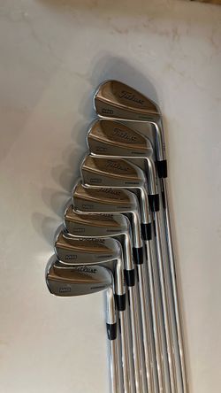 Titleist 716 MB Forged Iron Set
