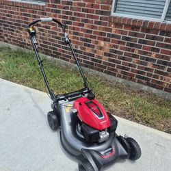 Honda HRN216VYAD Working Very Well Trabajando Super Bien