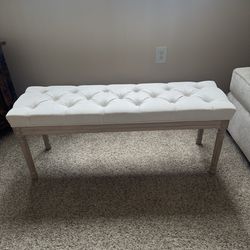 LUE BONA 44" Bedroom Bench, Fabric End of Bed Bench, Upholstered French Tufted Ottoman Bench with Carved Wood Legs for Bedroom End of Double Full Quee