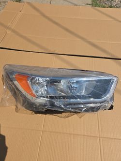 Headlight Ford Scape