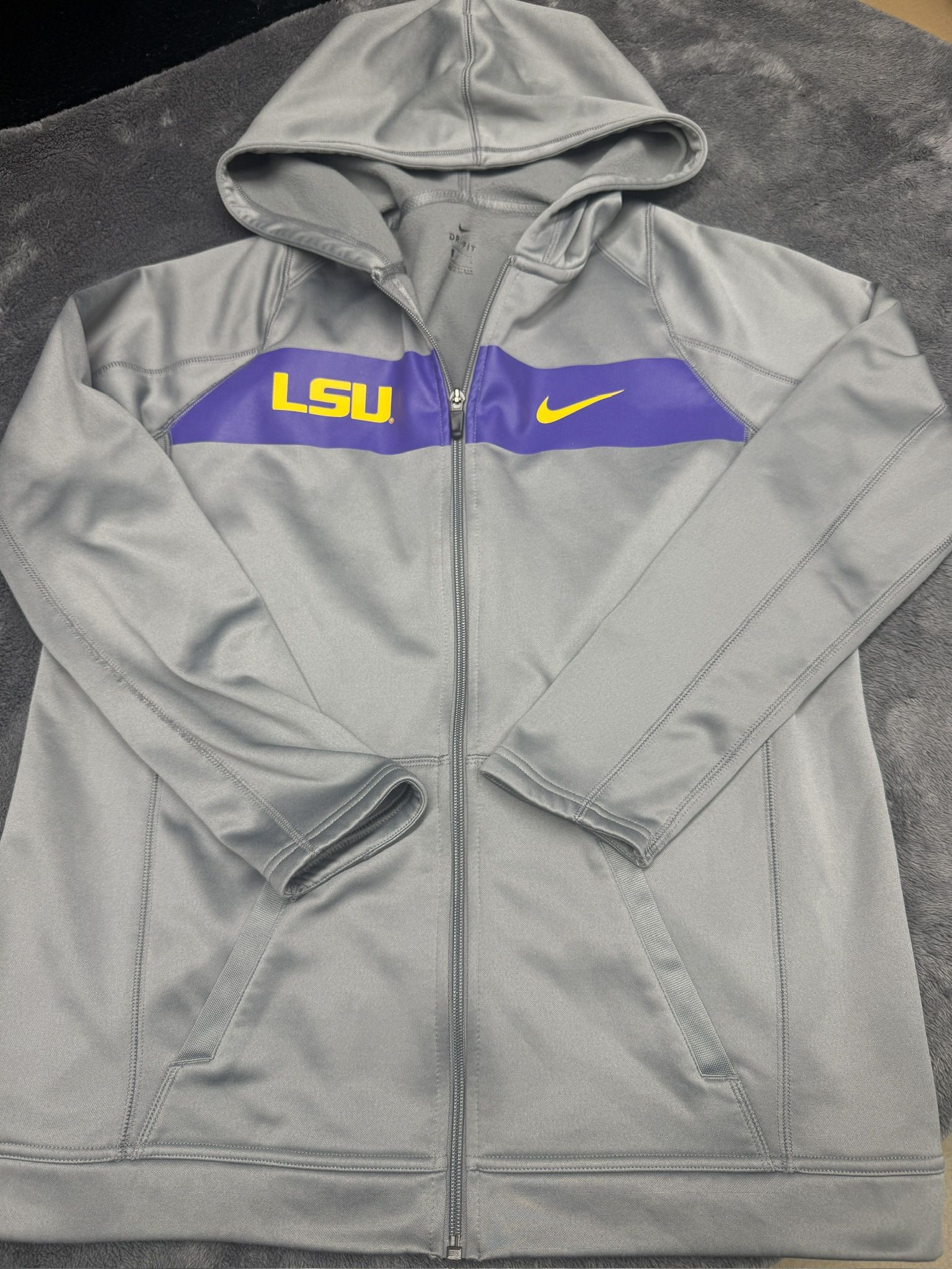 Nike LSU full zip hoodie in excellent shape! Size women’s large!