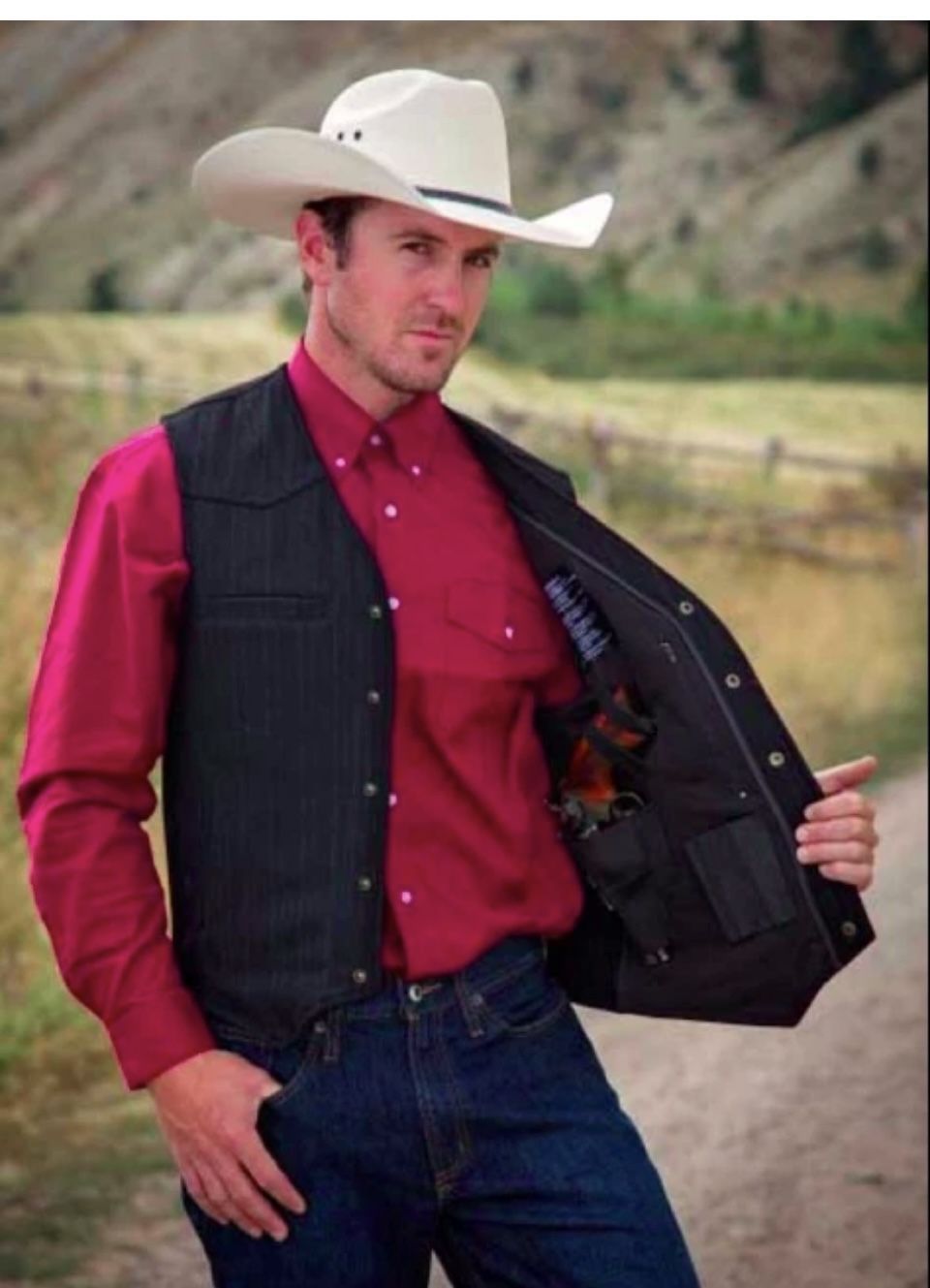 NEW Wyoming Traders Texas Concealed Carry Vest Men’s Sz Medium Black Denim Western NWT